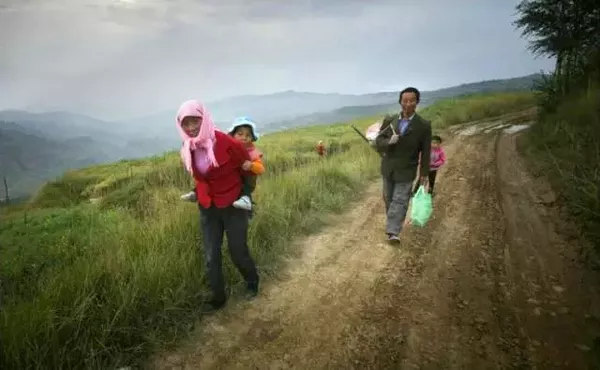 青海：黄土高坡上的女人们