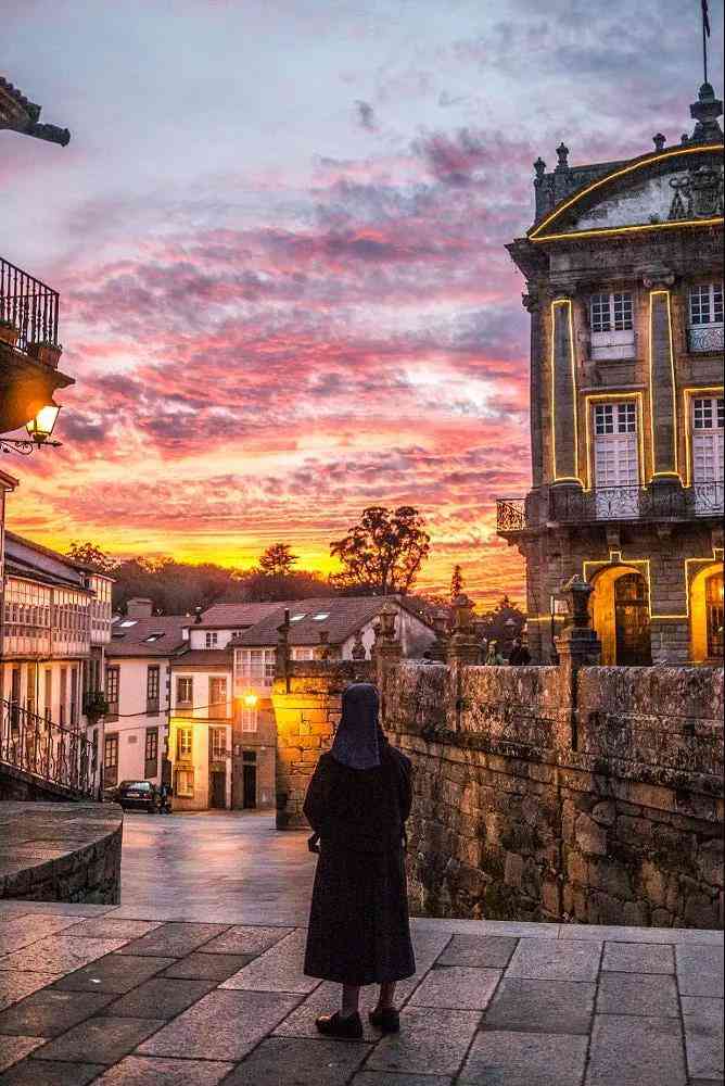 最疯狂的西红柿节又来了！国庆西班牙旅游可以去哪些景点？