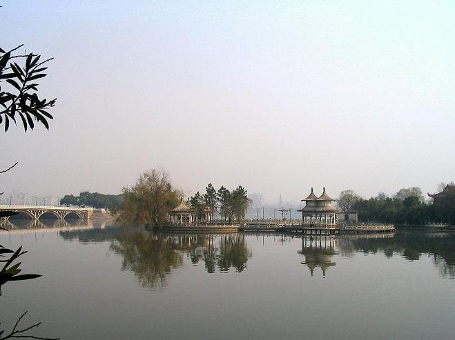 磁湖风景区