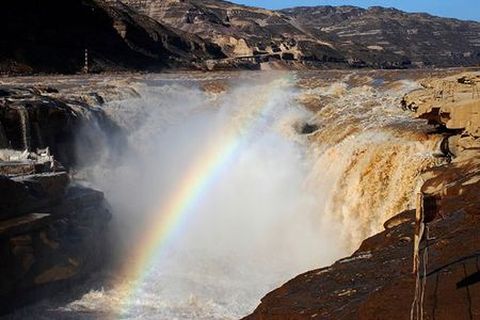 <平遥古城-壶口瀑布-洪洞大槐树高铁3日游>观黄河瑰丽景观