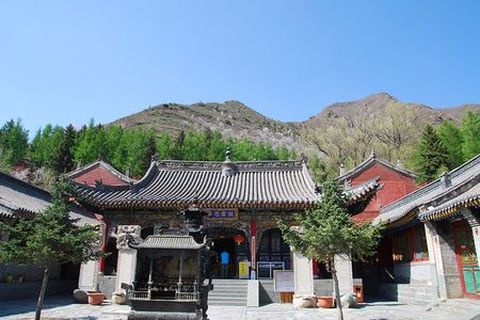 <晋祠-平遥古城-常家庄园-五台山-云冈石窟-悬空寺5日游>太原进