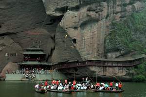 道教圣地龙虎山旅游，长沙到江西龙虎山、婺源篁岭赏花汽车三日游