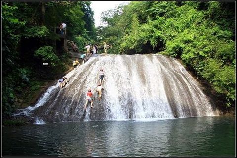 <桂林-阳朔-大漓江-古东-冠岩4日游>赠280元的象山传奇（当地游）