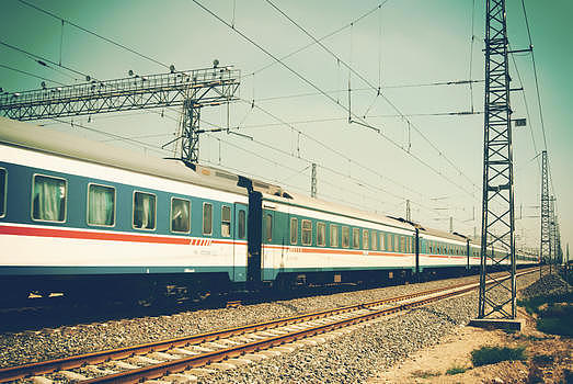 商合杭铁路 助力中东部经济一体化发展